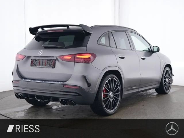 Mercedes-Benz GLA 45 AMG 4MATIC AMG Line