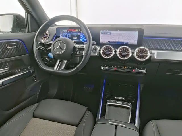 Mercedes-Benz EQB 300 4MATIC AMG Line