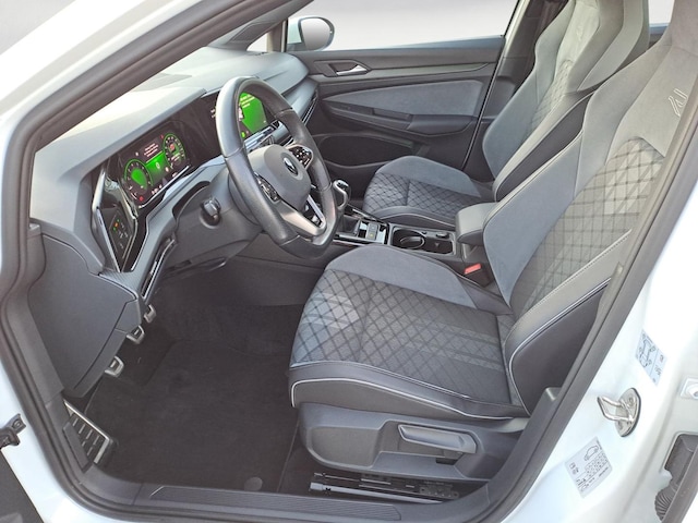 Volkswagen Golf 1.5 TSI R-Line Variant