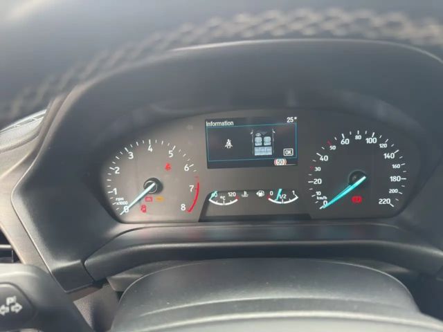 Ford Puma EcoBoost Titanium