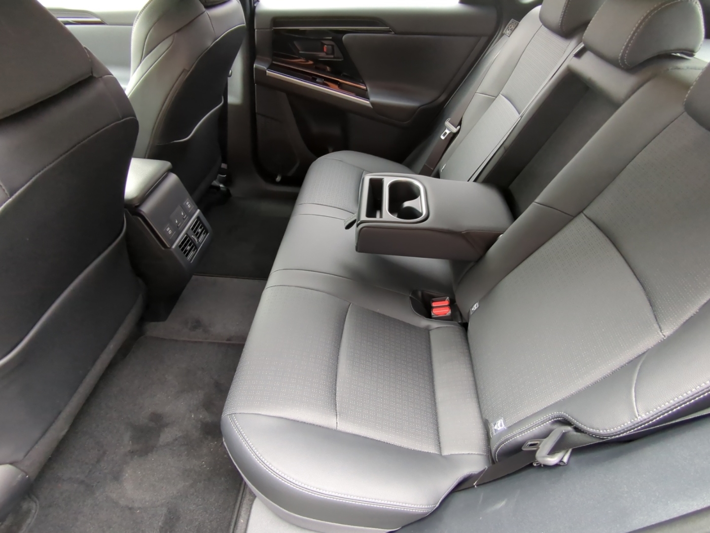 Toyota bZ4X 5-deurs Lounge