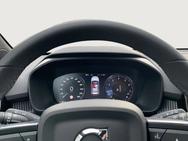 Volvo XC40 Dark Plus