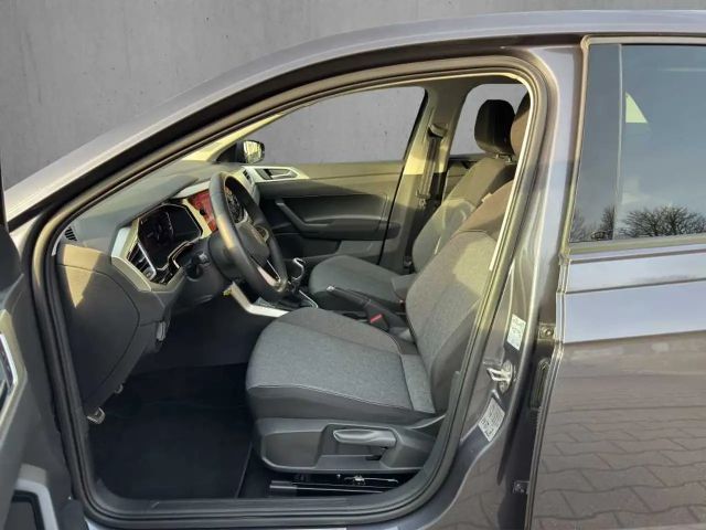 Volkswagen Polo Move