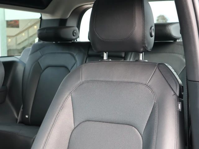 Land Rover Defender 90 S