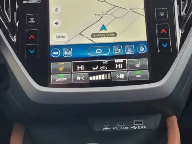 Subaru Forester 2.0 Platinum MJ 25