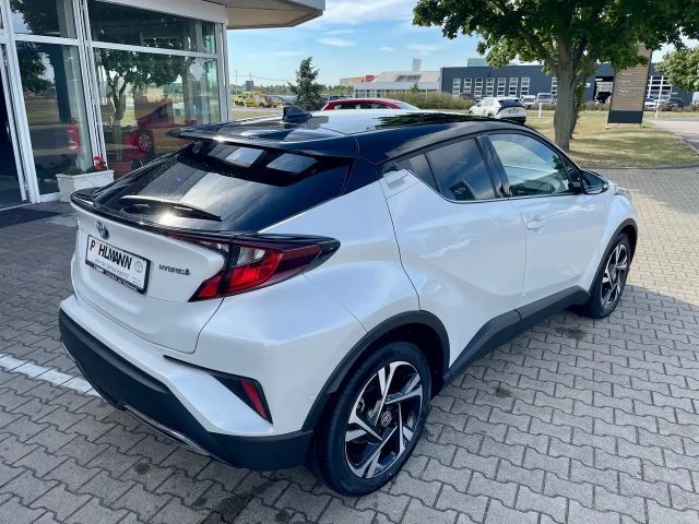 Toyota C-HR Hybride Team D