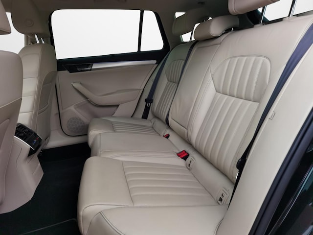 Skoda Superb 2.0 TDI Combi Laurin & Klement