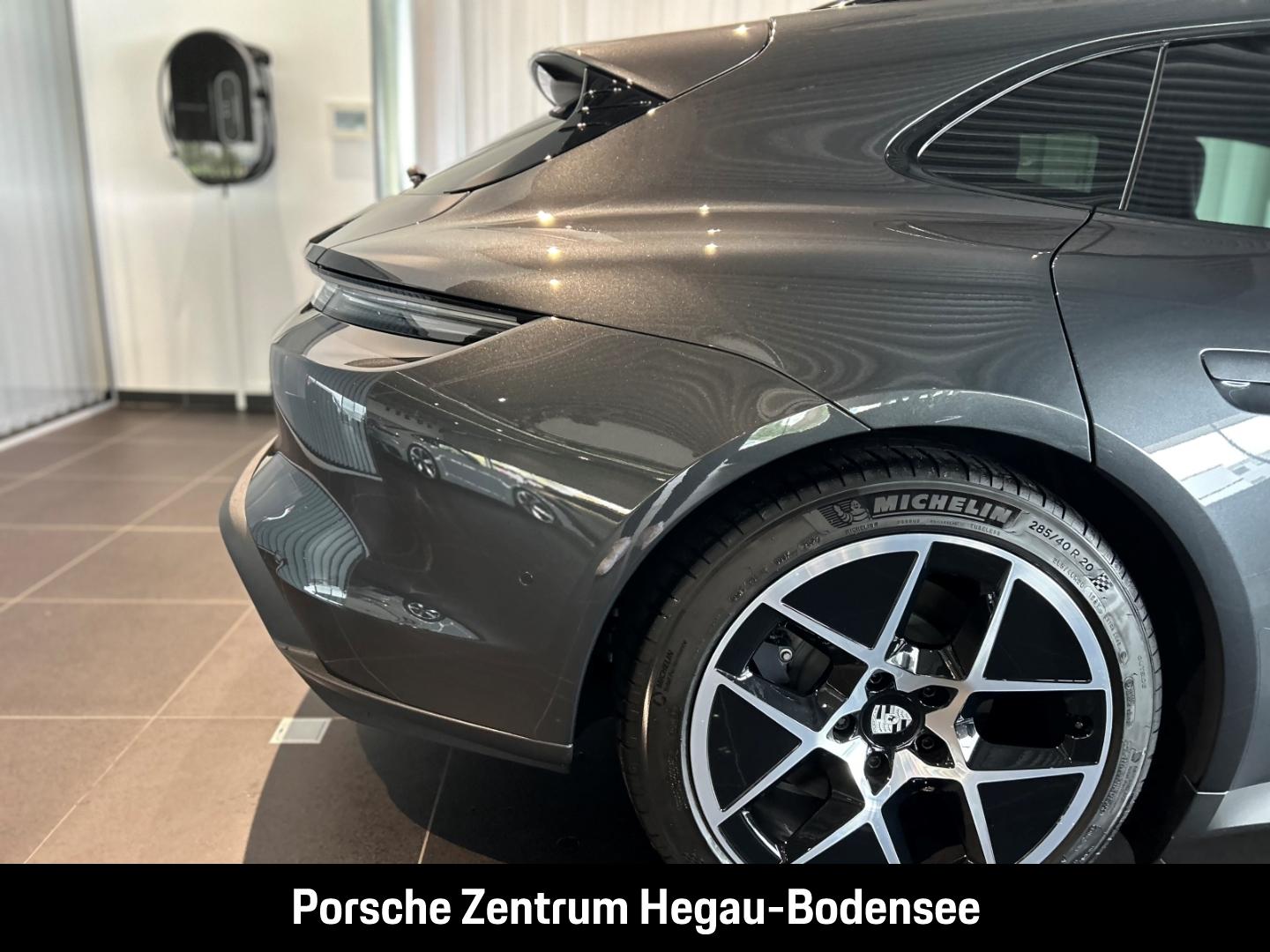 Porsche Taycan Sport Turismo