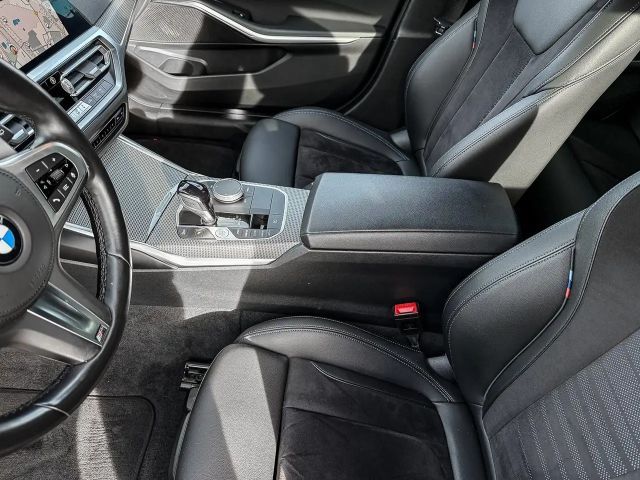 BMW 330 330d M-Sport xDrive