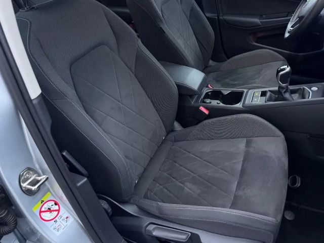 Volkswagen Golf 2.0 TDI Golf VIII