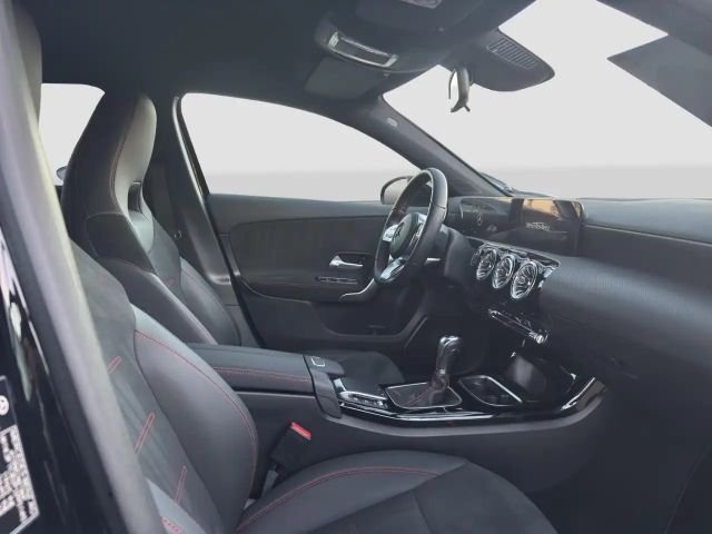 Mercedes-Benz A 200 A 200 d AMG Line