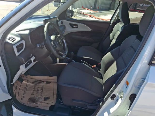 Suzuki Swift AllGrip Flash Hybrid