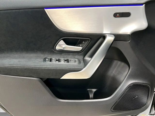 Mercedes-Benz A 250 4MATIC AMG Line