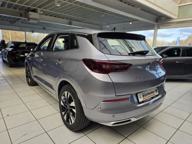Opel Grandland X Business Hybrid