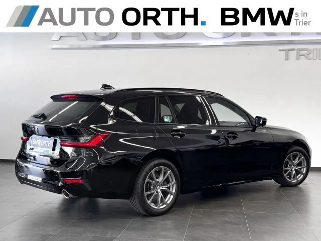 BMW 320 320d Touring xDrive