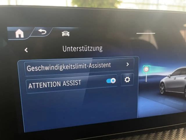 Mercedes-Benz A 180 A 180 d