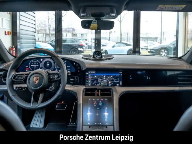 Porsche Taycan Black Edition Sport Turismo