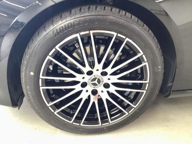 Mercedes-Benz C 180 Sedan