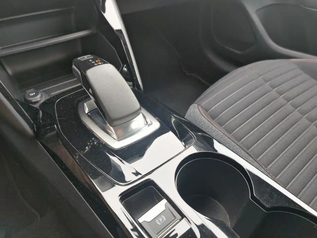 Peugeot E-208 Active Pack