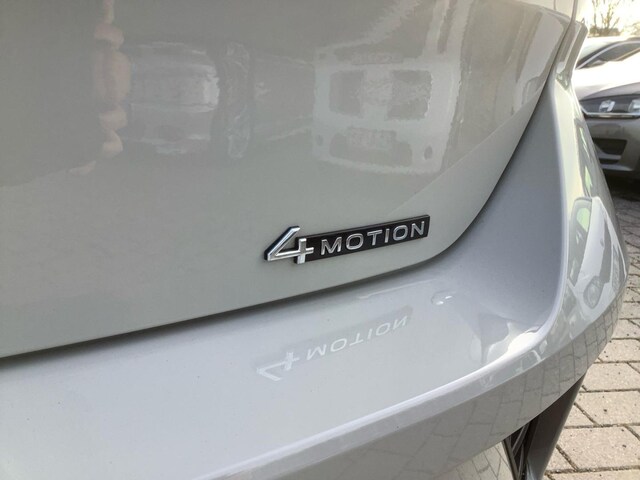 Volkswagen T-Roc 2.0 TSI DSG R-Line