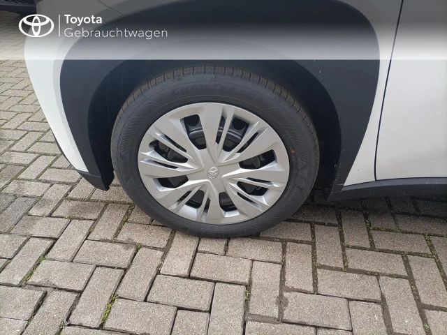 Toyota Aygo X Business Hatchback