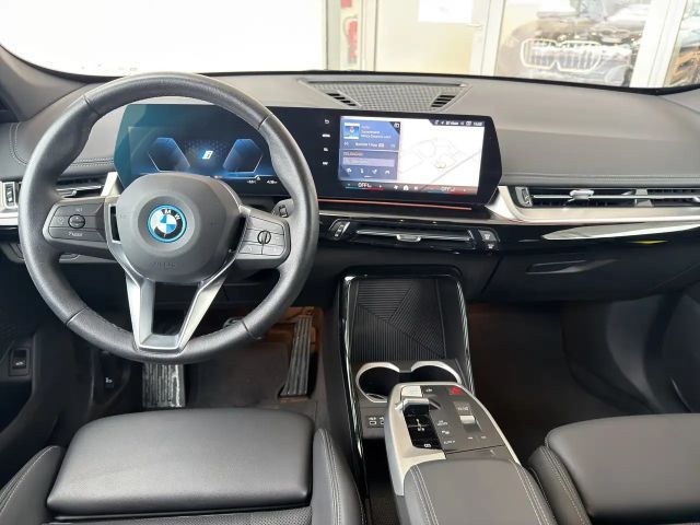 BMW iX1 xDrive30
