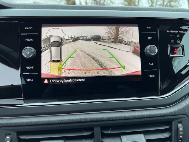 Volkswagen Polo 1.0 TSI DSG R-Line