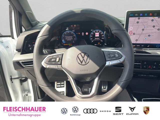 Volkswagen Golf 1.5 eTSI Golf VIII R-Line