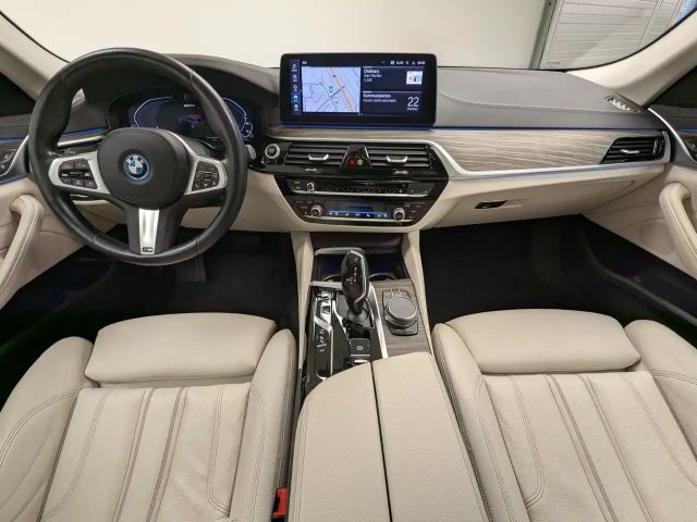 BMW 530 530e Touring