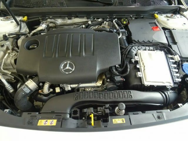 Mercedes-Benz CLA 200 CLA 200 d Progressive