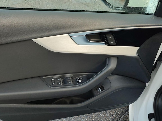 Audi A4 40 TFSI Avant S-Line S-Tronic