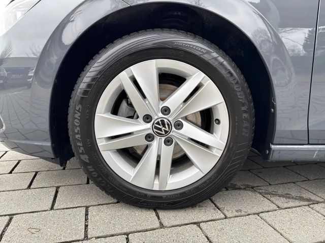 Volkswagen Golf 1.5 TSI Golf VIII Life