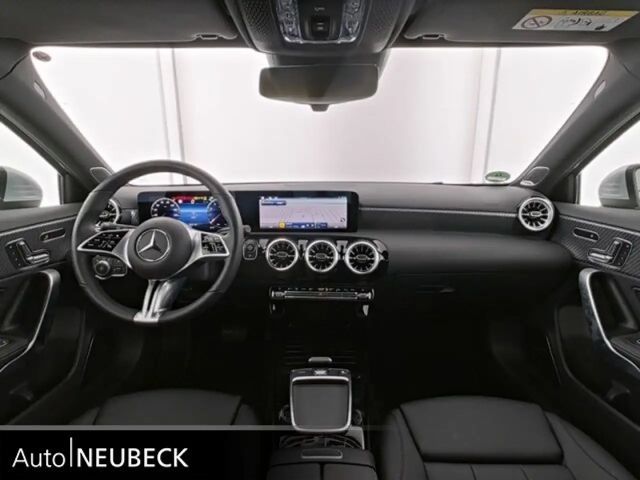 Mercedes-Benz A 220 4MATIC Progressive