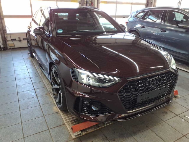 Audi RS4 Avant Quattro