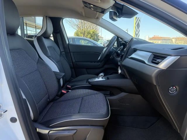 Renault Captur E-Tech Intens