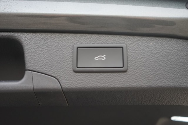 Volkswagen Passat 2.0 TDI R-Line Variant