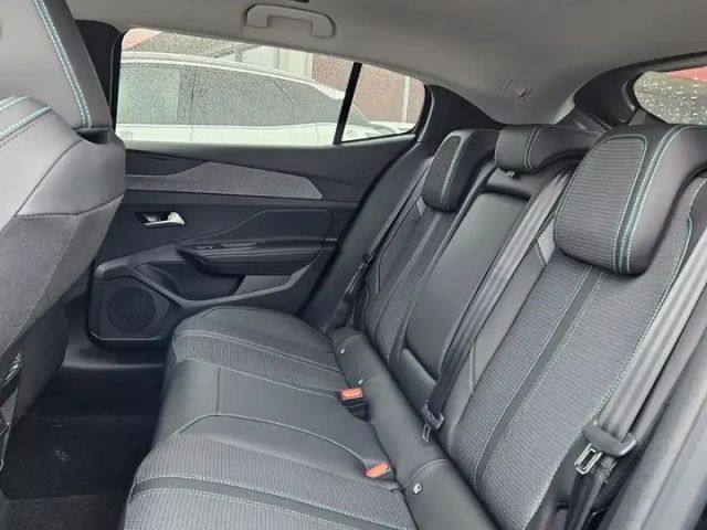 Peugeot 408 Allure Pack Hybrid