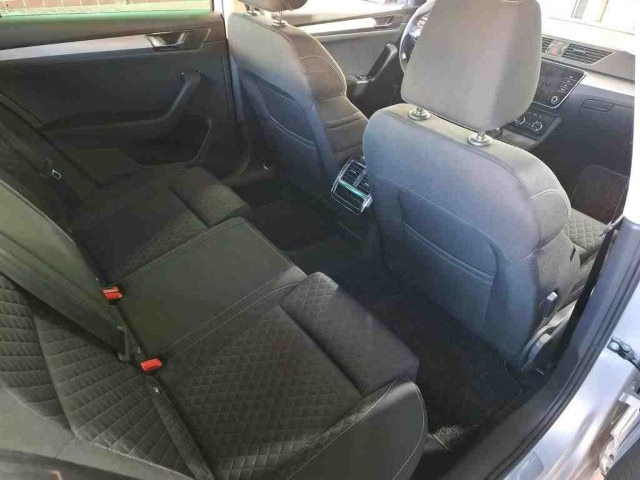 Skoda Superb 2.0 TDI Ambition Combi