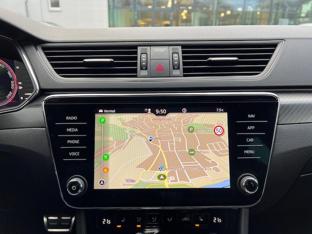 Skoda Superb 4x4 Combi Sportline