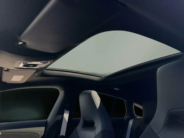 Mercedes-Benz CLA 200 AMG Line Shooting Brake