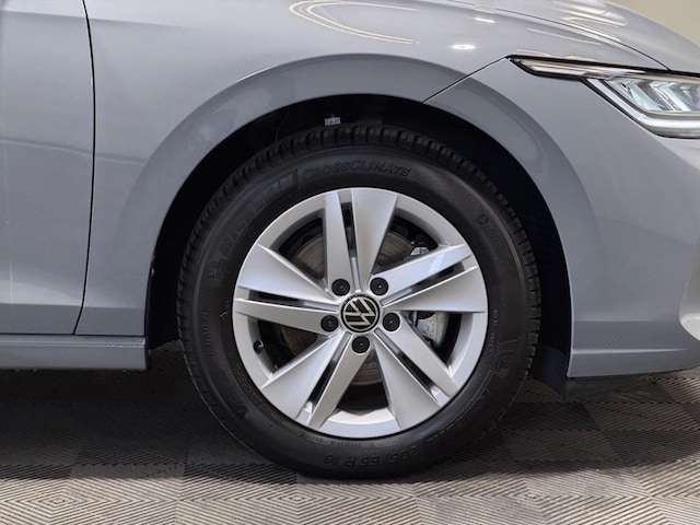 Volkswagen Golf 1.5 TSI Life Variant