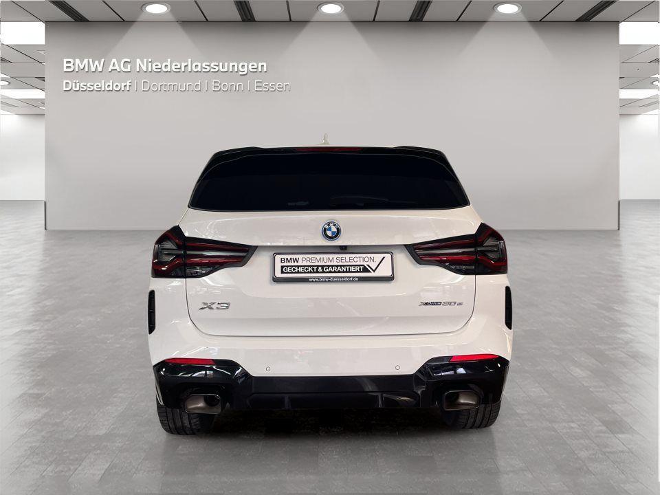 BMW X3 xDrive30e