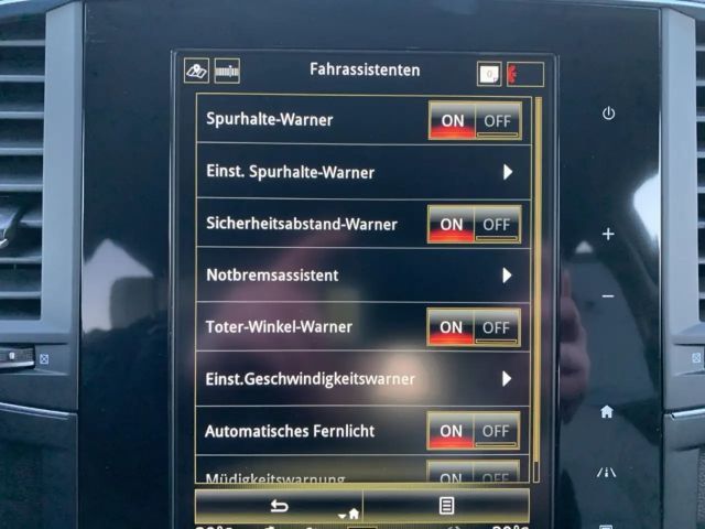 Renault Koleos Blue Initiale Paris