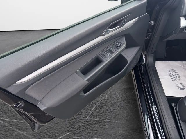 Volkswagen Golf 1.5 eTSI DSG Life