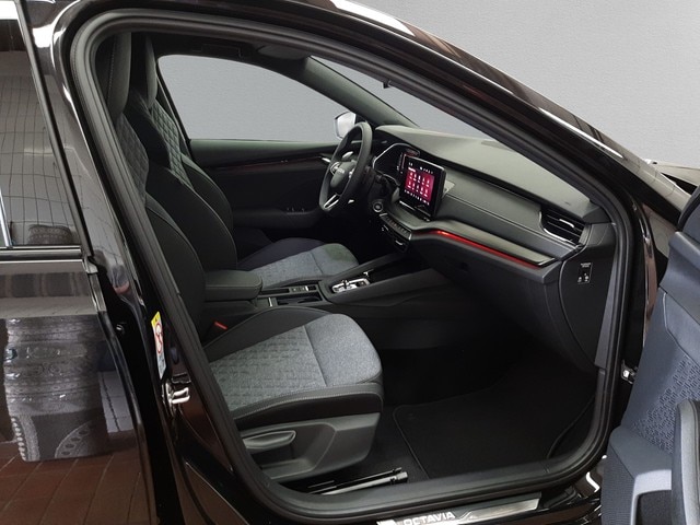 Skoda Octavia 2.0 TDI Combi Sportline