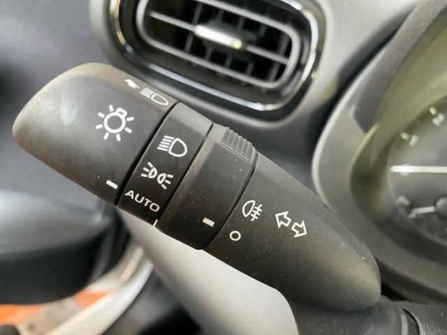 Toyota Yaris 1.0 VVT-i Comfort Hatchback