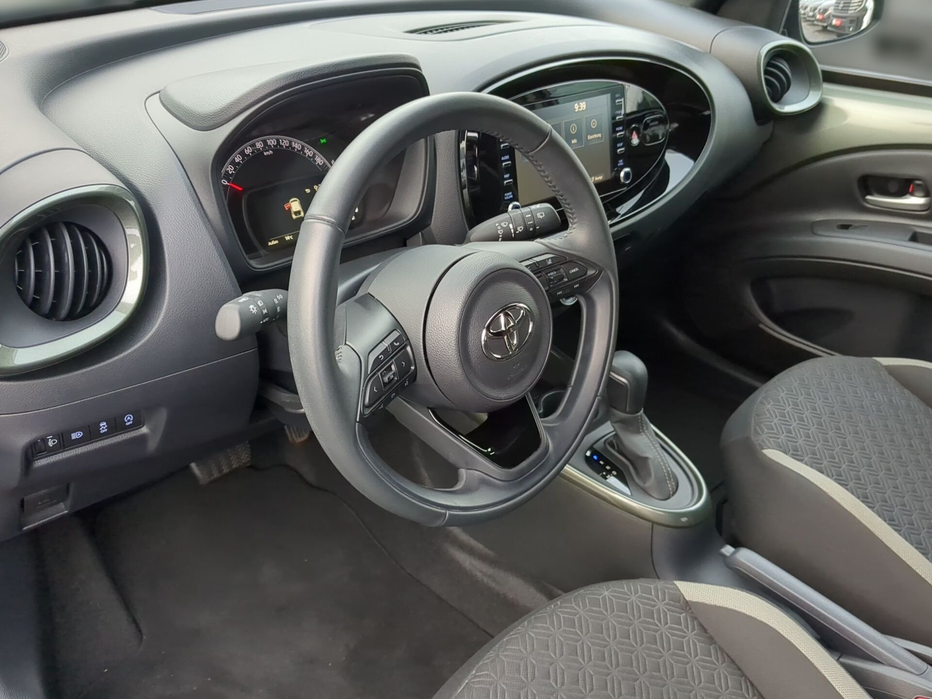 Toyota Aygo X 5-deurs Basis