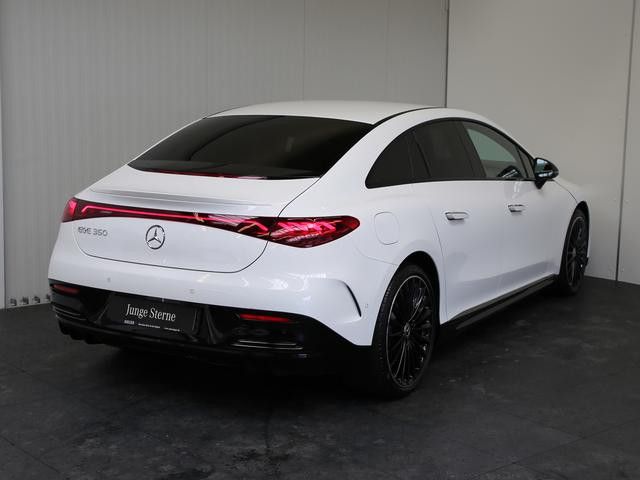 Mercedes-Benz EQE 350 Sedan