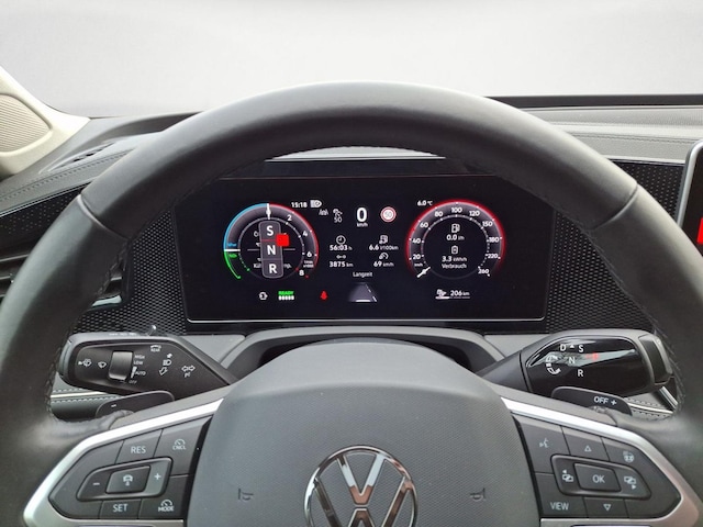 Volkswagen Passat Business eHybrid