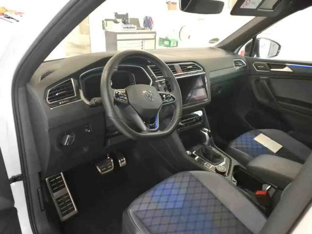 Volkswagen Tiguan 2.0 TSI DSG